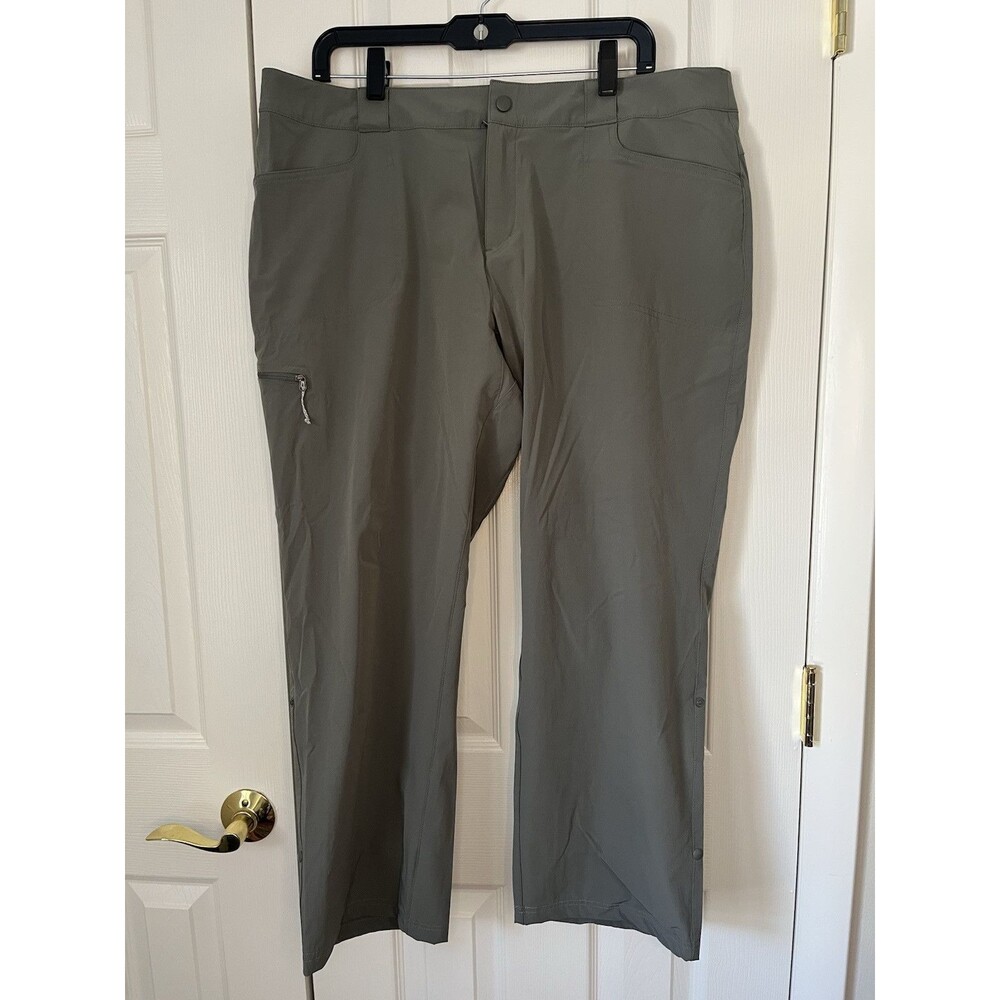 Eastern Mountain Sports Green Women’s Hiking Pants Outdoor Waterproof Size 16S